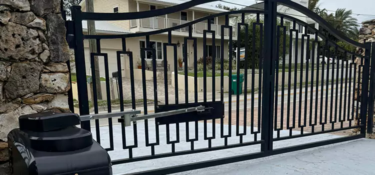 Swing Gate Opener with Keypad Live Oak