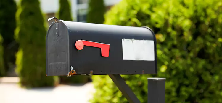 Secure Mailboxes for Packages Live Oak